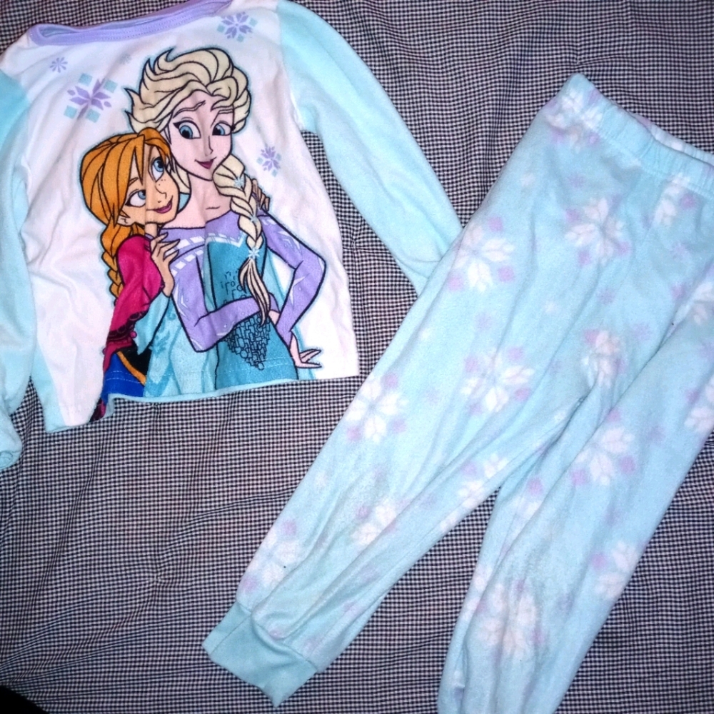 3/15 SALE frozen pjs